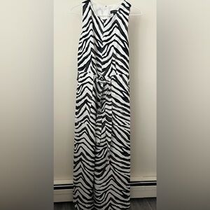 Banana Republic Sleeveless Zebra Print Jumpsuit Size 6